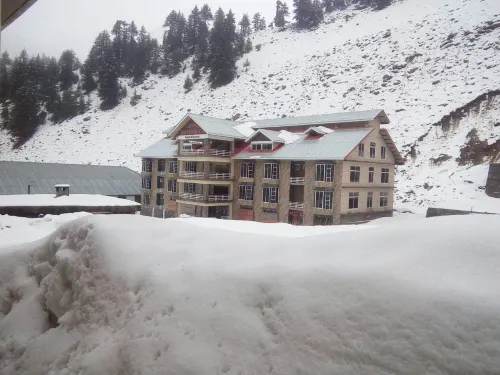 Maisonette Hotels & resorts Naran Hotel a Naran