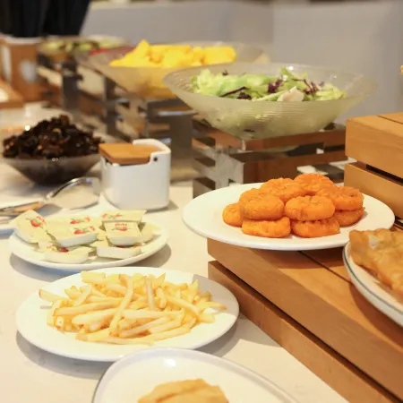 Vyluk Hotel(Nanning Guangxi University Subway Station& Zoo Branch)