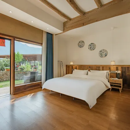 Hualu·Yuejian Light Luxury Tingxi Parent-child Wild Luxury Holiday Villa (Tonglu Qinglongwu Branch)