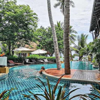 ซีเชลล์ รีสอร์ต โรงแรมใกล้หาดทรายรี