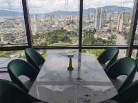 ZHONG WEI YUXI HONGTA HOTEL - bar