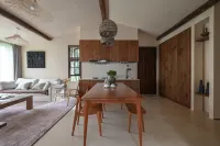 Daotianyi Mountain residence B&B Hotels in Dangyang