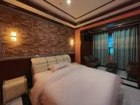 Urumqi County Yanzhigu Mountain Lodge