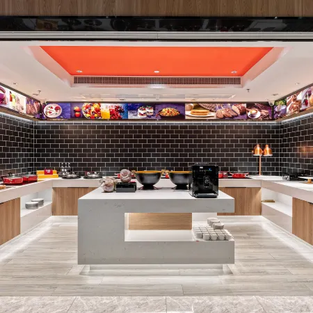Ibis Hotel (Dongguan Qifeng Park Subway Station)