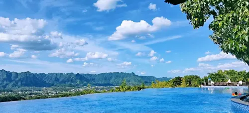 Ma'er Mountain Swallow's Nest · Hill Rest Homestay - Hot Springs