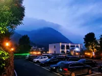 Huaili Wuji Boutique Hostel Hotels in Renhuai