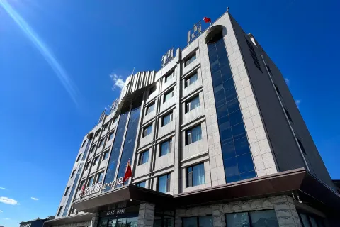 선무 호자와 호텔