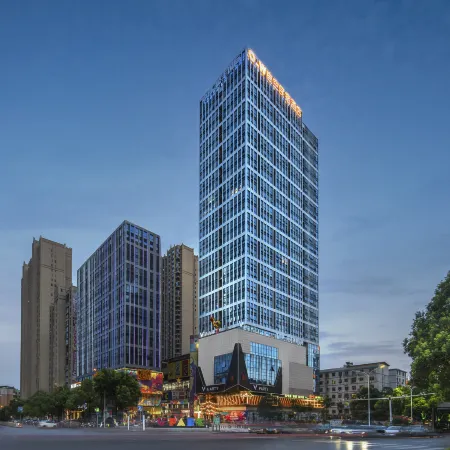 O_W High Altitude B&B Hotel (Chenzhou Wuling Square)