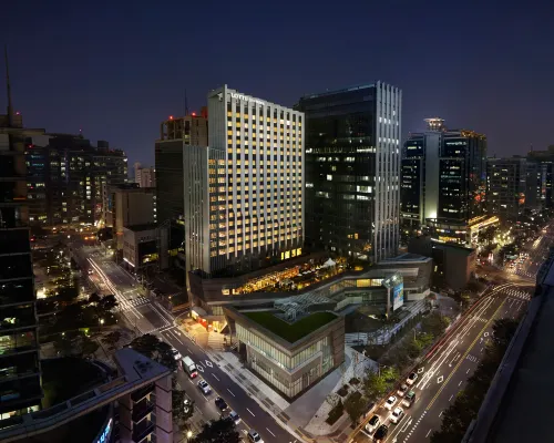 LOTTE CITY HOTEL GURO Hotels near Boramae Station