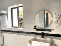 Liannan Millennium Dongzhai Yaowang Homestay