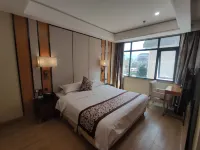 Mingzhu Holiday Hotel Hotels in Luoyuan County