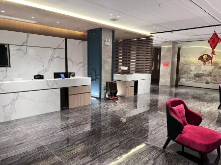 Yueguo Old Business Hotel Отели рядом с достопримечательностью «Huanggang Normal University Business College»