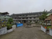 โรงแรมไบลี่ โรโดเดนดรอน