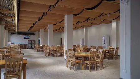 Ruyuan Sanbao Homestay Отели в г. Жуюань