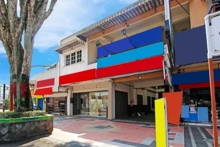 Oyo 91354 Hotel Mutiara Отели в г. Padang Bulan Selayang I