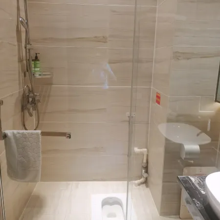 Yunxian Shengjing Hotel