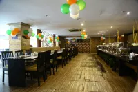 Grand Continent Secunderabad A Sarovar Portico Affiliate Hotel - Breakfast