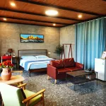 Xuwen faint coral homestay