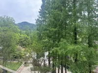 Jiuhua Mountain Zen Retreat