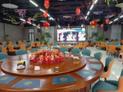 Patriotic-themed rural resort on the outskirts of Beijing