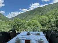 ShanHe Riverside Lodge