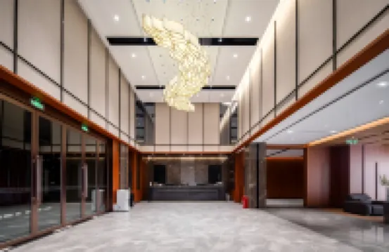 Mengzhou Junting International Hotel (Bus Station Branch)
