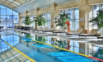 10. Crowne P..