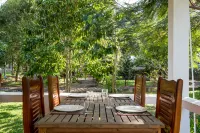 Kep Bungalows - breakfast