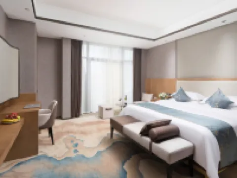 Golden Diamond Hotel(Vientiane City Nanning East Railway Station Branch) Hotels in Nanning