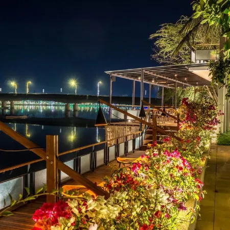 The B Resort