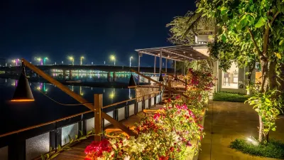 The B Resort