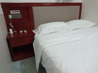 信丰福龙宾馆 - 标准大床房