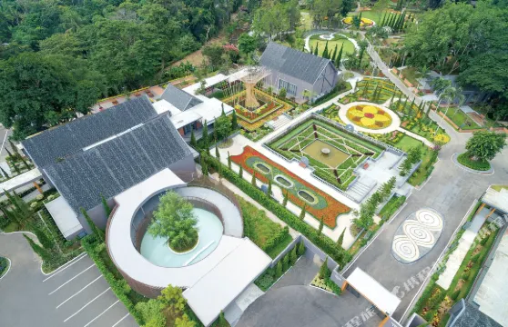 清邁弗洛拉小溪度假村