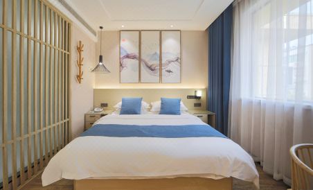 Zaoyang Qingshe New Chinese Hotel - Housity