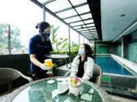 瑟雷拉酒店-瓦靈因 鄰近希罗永姆区的酒店