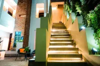 Tingting Homestay (Xi'an Huimin Street Dalian Huachi Branch)
