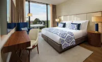 Boeira Garden Hotel Porto Gaia, Curio Collection by Hilton Hoteles en Mafamude