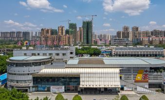 City Comfort Inn (Wuzhou Bus Station)