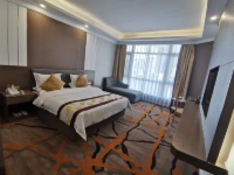 San Tos Hotel