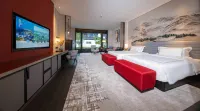 Silk Commerce Clubhouse - spa