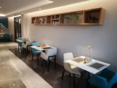 Homeinn Aifeel Hotel (Jiangyin Pedestrian Street Zhongshan Park Subway Station)