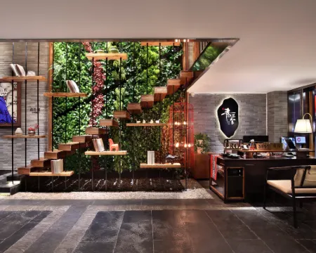 Qing San She Art Inn Hotels in Guilin