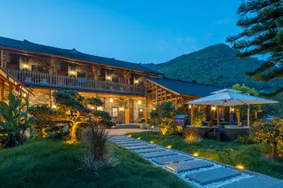 Xingyi Wanfenglin·Shilong Youke B&B (Shilong Kangyanggu Branch) Отели в г. Синъи