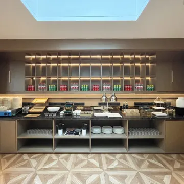 Enjoy Hotel（Sanlitun Tuanjiehu Subway Station Store）