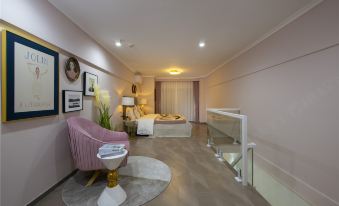 Yiya Homestay (Zhengzhou Gaoxin Wanda Plaza)