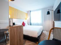 The Originals Boutique, Hôtel Maison Montmartre, Paris モンマルトル美術館周辺のホテル