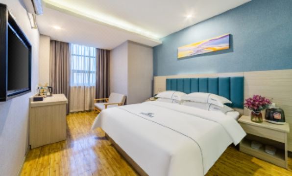 Huating Lijing Hotel