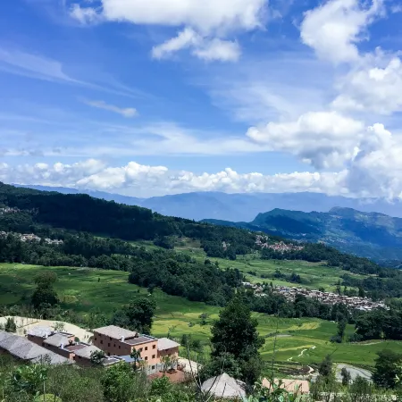 Yuanyang Yuanshe Mulaya Homestay (Terraced Field Scenic Area)