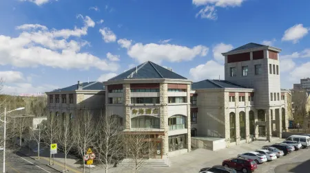 Ordos Yuhai Hotel Отели рядом с достопримечательностью «Mengguxiangqi Square»