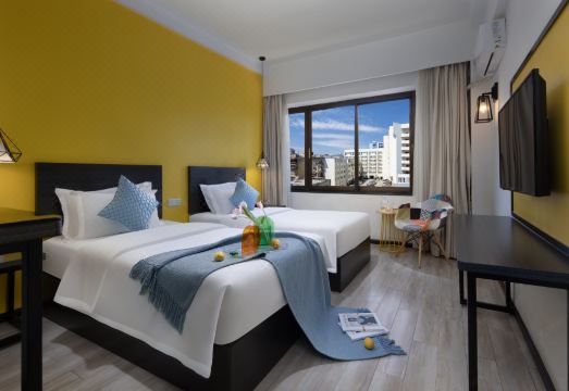 레인보우 호텔 쿤밍 로비